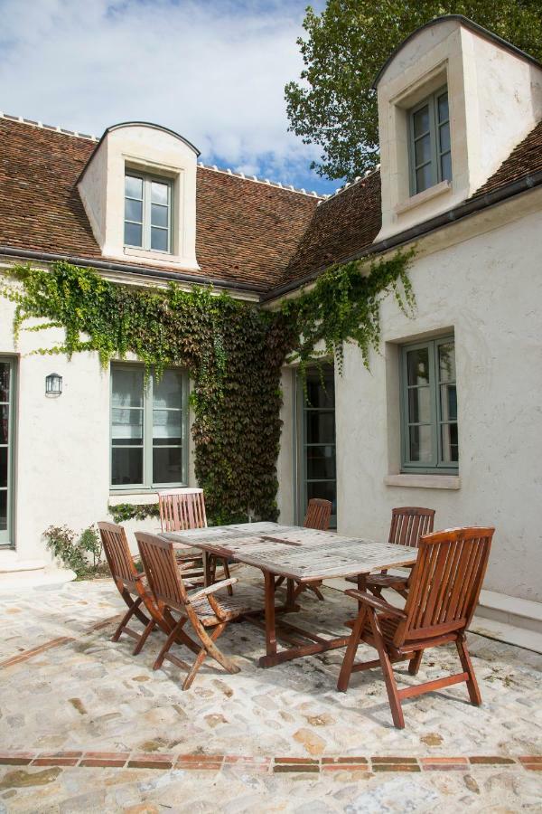 La Clairiere De La Reine Hortense - Pierres D'Histoire Saint-Prix  Exterior photo